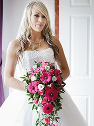 Thumbnail image for Bournemouth Town Hall Wedding : Donna and Dan’s marriage in The Willows
