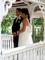 Thumbnail image for Outdoor Wedding : Claire and Ben’s Summery Wedding